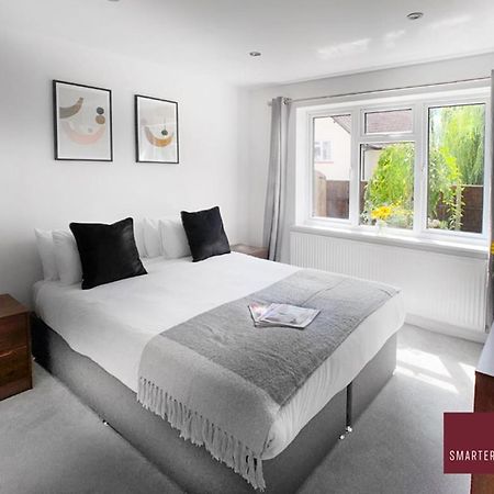 Sunninghill Village - 2 Bed - Parking And Garden Ascot  Eksteriør bilde