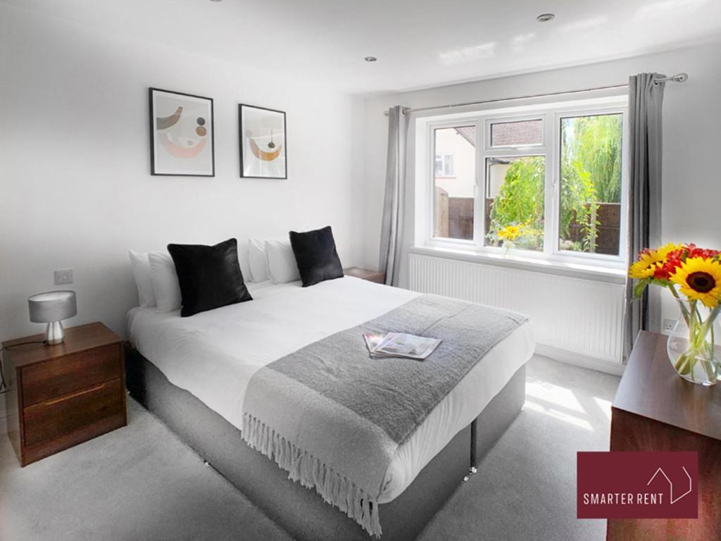 Sunninghill Village - 2 Bed - Parking And Garden Ascot  Eksteriør bilde